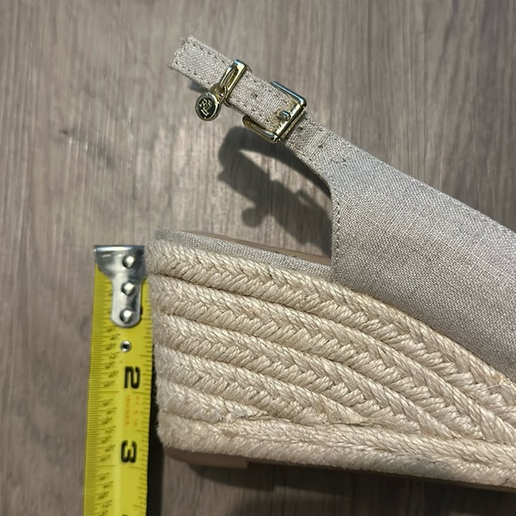 Lauren Ralph Lauren Hadly Light Tan Wedges Sz 7 - Picture 4 of 5